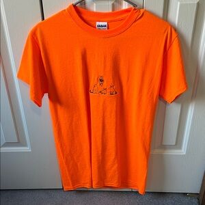 Gildan Orange T-Shirt with Cat Graphic